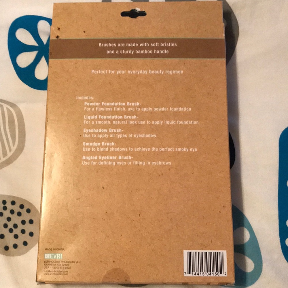 Makeup brushes - Picture 2 of 2